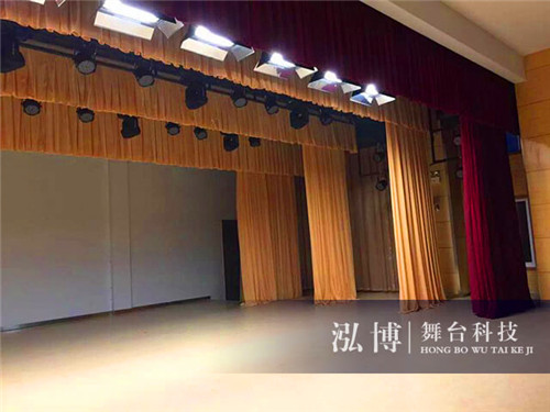 舞臺(tái)幕布
